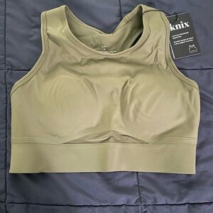 Knix Momenta Racerback Sports Bra